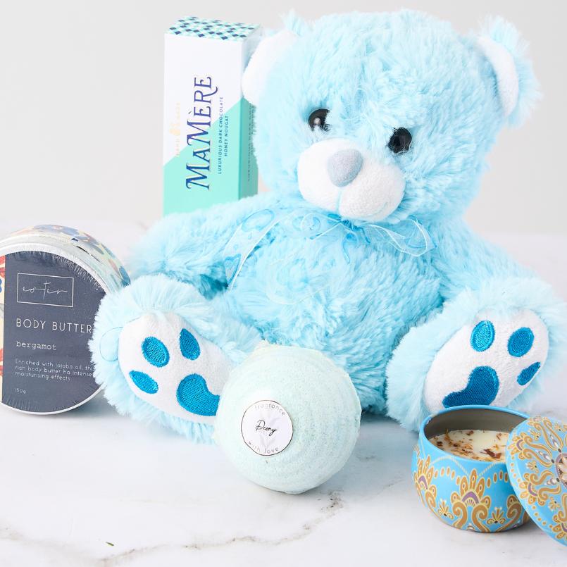 Cozy Cuddles Gift Set | Fabulous Flowers & Gifts